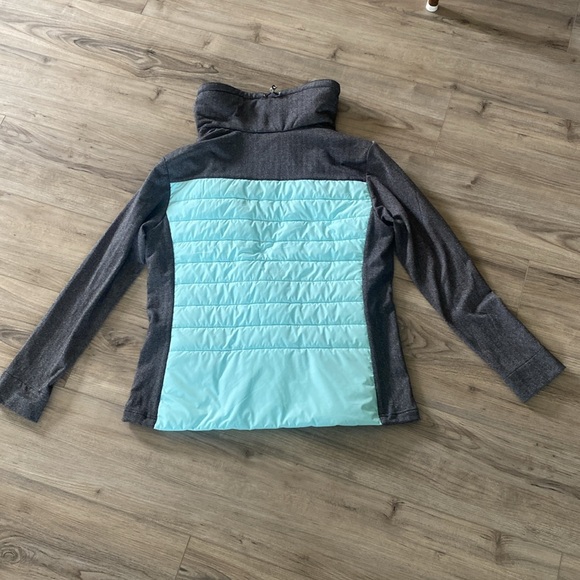 Helly Hansen women’s Astra insulated jacket-EUC - Picture 7 of 8